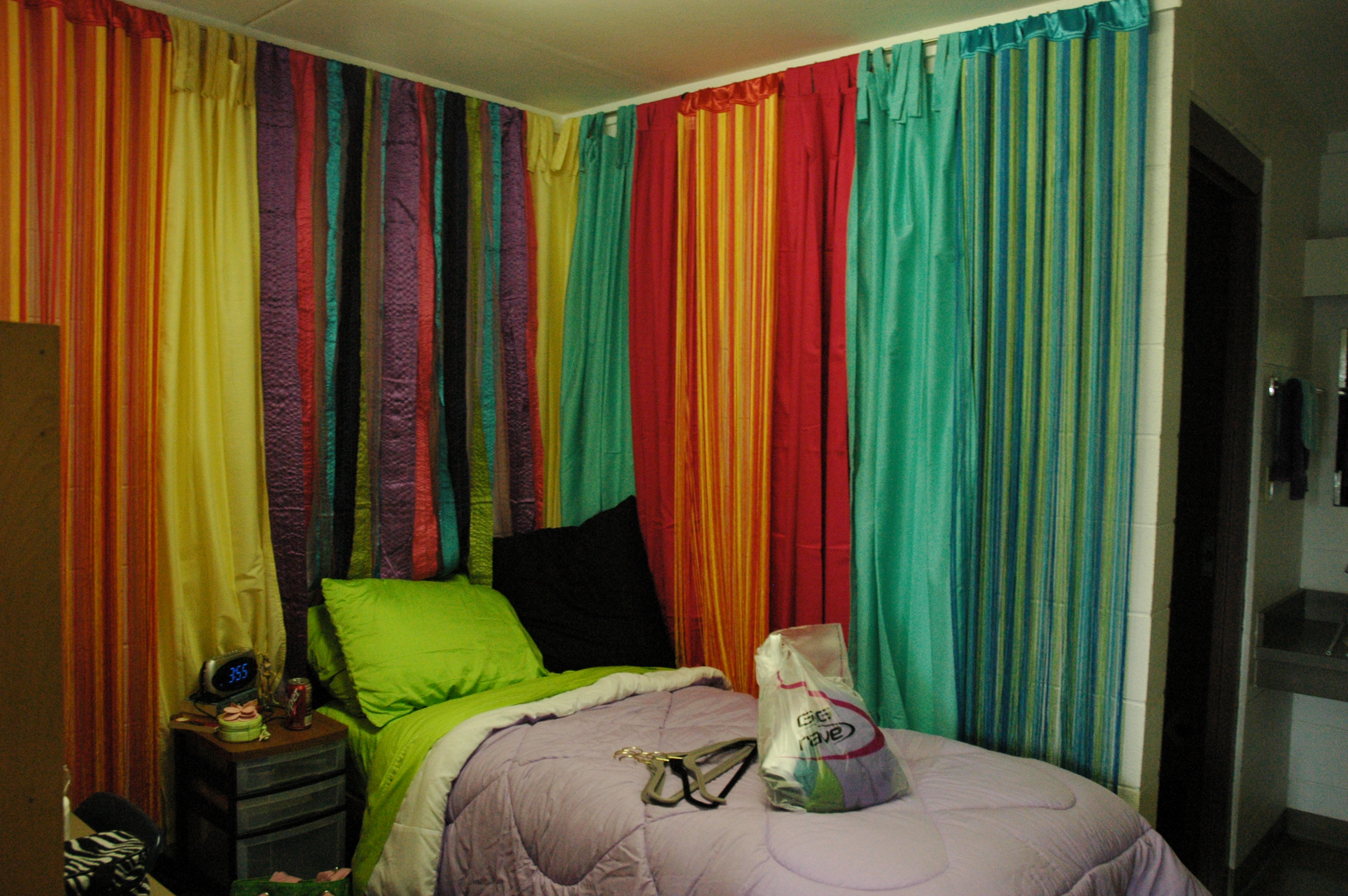 dormroom.jpg